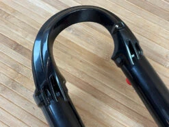 FOX 36 Casting / Lower 2021 29" Shiny Black Boost -Shimano Shop IMG 3436