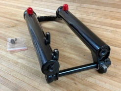 FOX 36 Casting / Lower 2021 29" Shiny Black Boost -Shimano Shop IMG 3440 a5791ebc a531 40be 83bb c595353f4ced