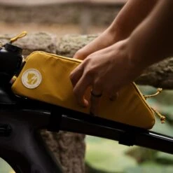 FJÄLLRÄVEN S/F Toptube Bag 11 FJÄLLRÄVEN S/F Toptube Bag -Shimano Shop square mood ss22 s f willsaunders la 1031 exp 2027 03 01